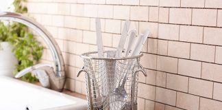 Ociekacze do sztućców