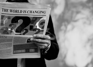 Jak zmienić tkaninę na abażur? Jak zmienić tkaninę na abażur?