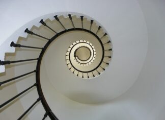 Co do szyny sufitowej? Co do szyny sufitowej?