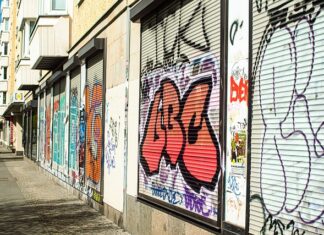 Ile firany na 3 metrowy karnisz? Ile firany na 3 metrowy karnisz?