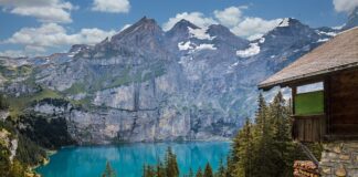 Czy kabina 80x80 jest wygodna?