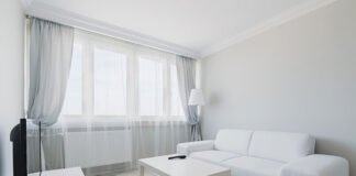 Dlaczego warto wybrać firanki na wymiar